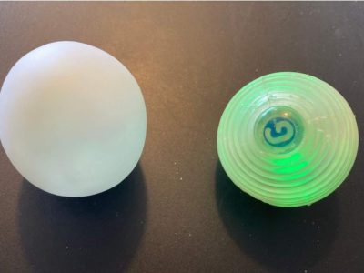 Fixation et poursuite oculaire à l'aide d'objets lumineux